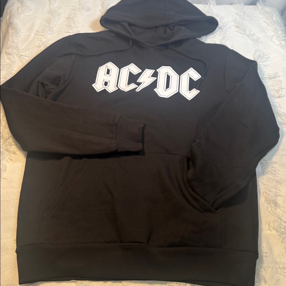 AC/DC NWT Classic Rock Logo Black Hooded Sweatshirt Hoodie Small S